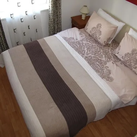 马里纳公寓式酒店