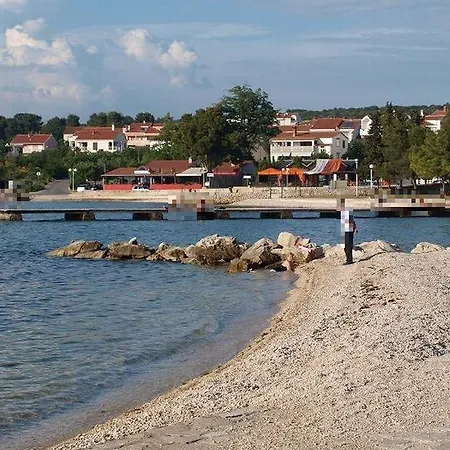 公寓 马里纳公寓式酒店 *