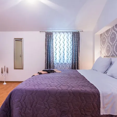 Marina Apartment *