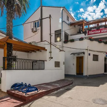 Marina アパート ザダル